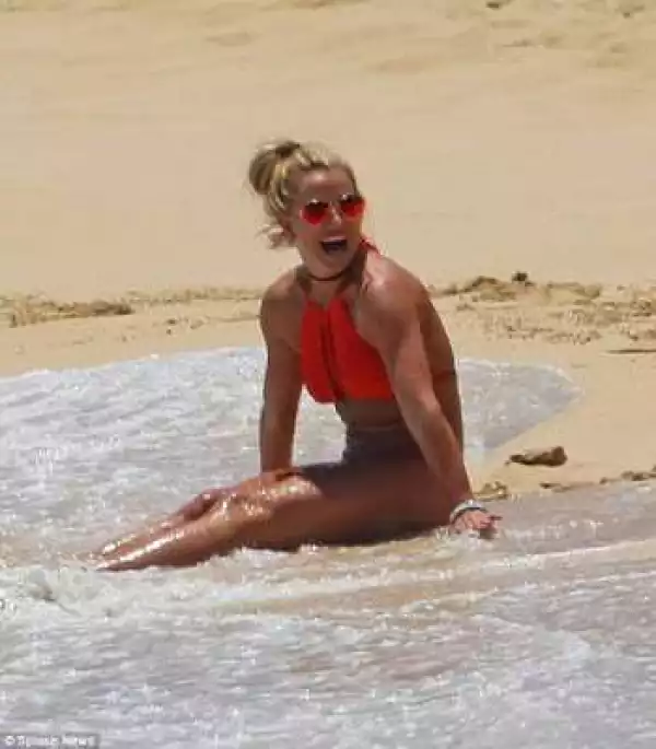 Photos: Britney Spears Shows Off Body In Red Bikini